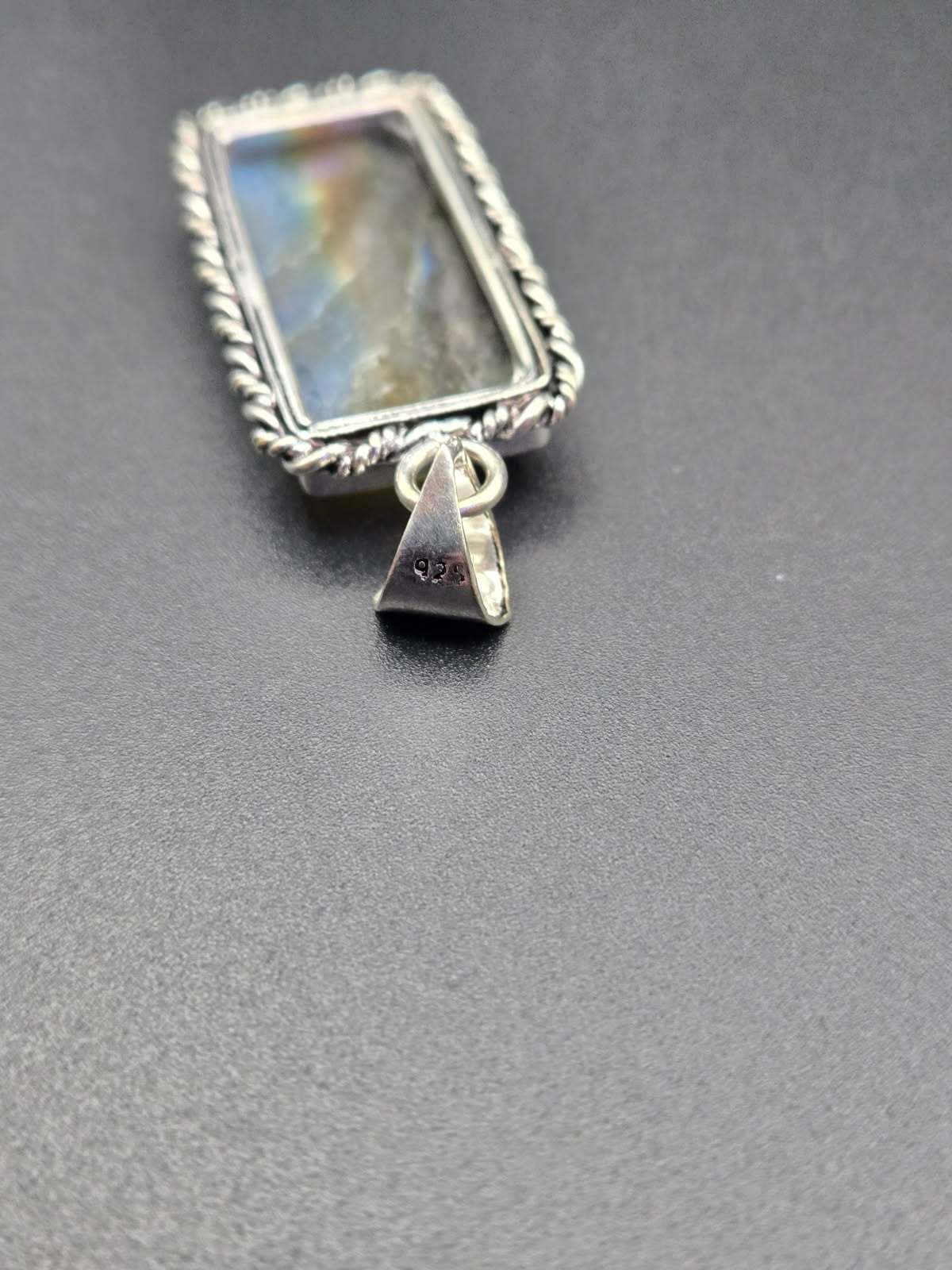 Labradorite Rectangle Pendant – 925 Sterling Silver