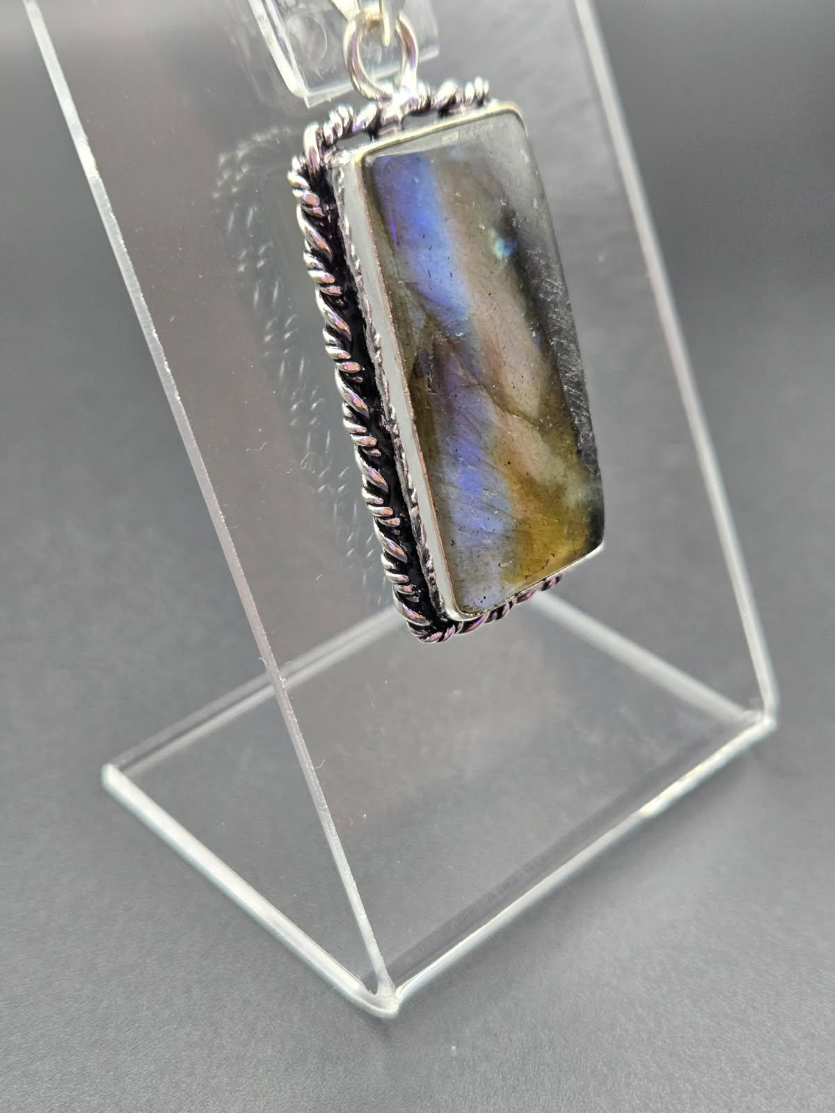 Labradorite Rectangle Pendant – 925 Sterling Silver