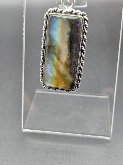 Labradorite Rectangle Pendant – 925 Sterling Silver